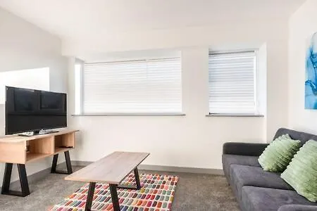 Spacious 2 Bedroom Apartment In Central Hull Kingston upon Hull